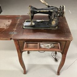 Antique Sewing Machine Universal 