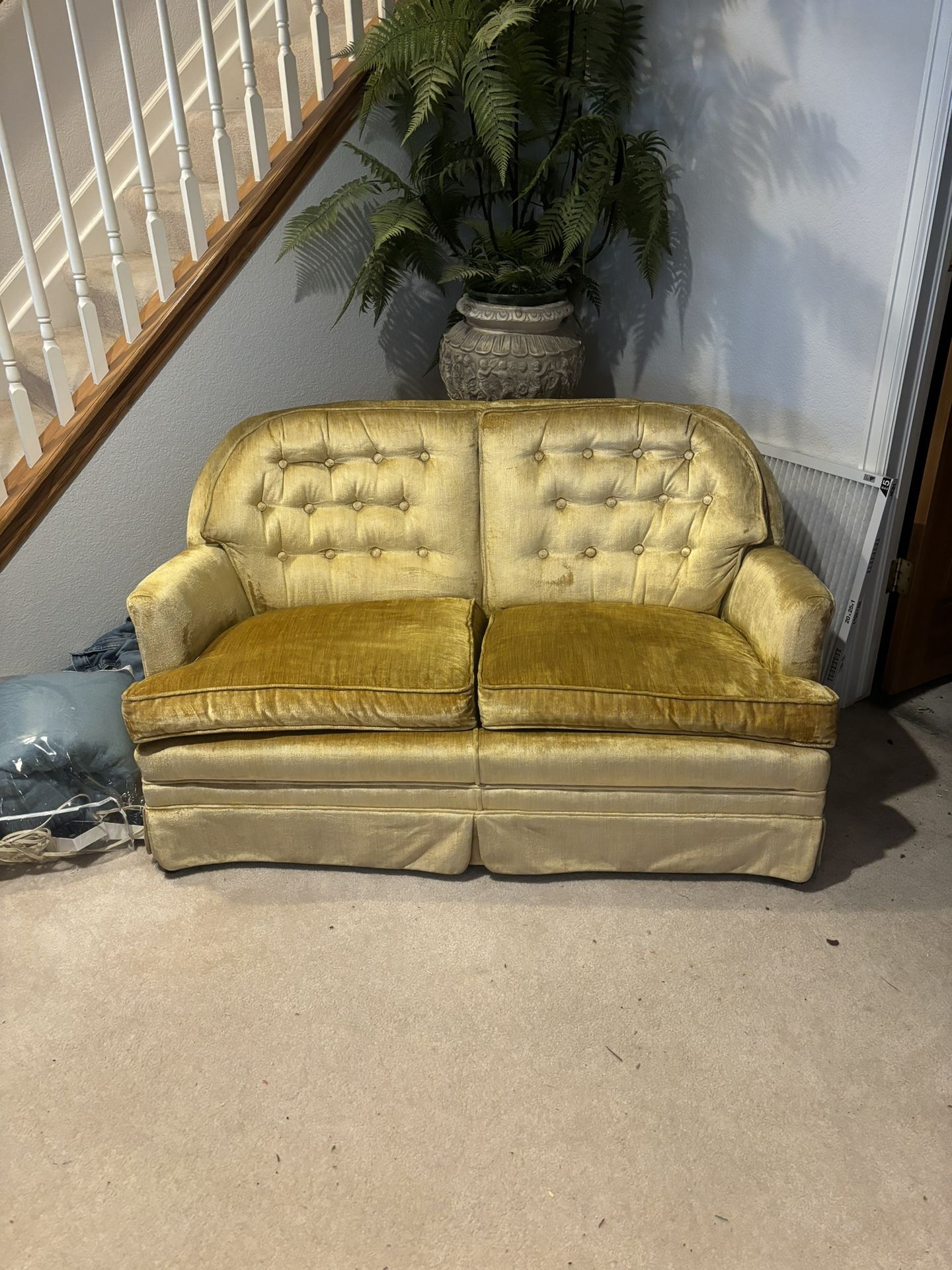 Crush Velvet Loveseat FREE