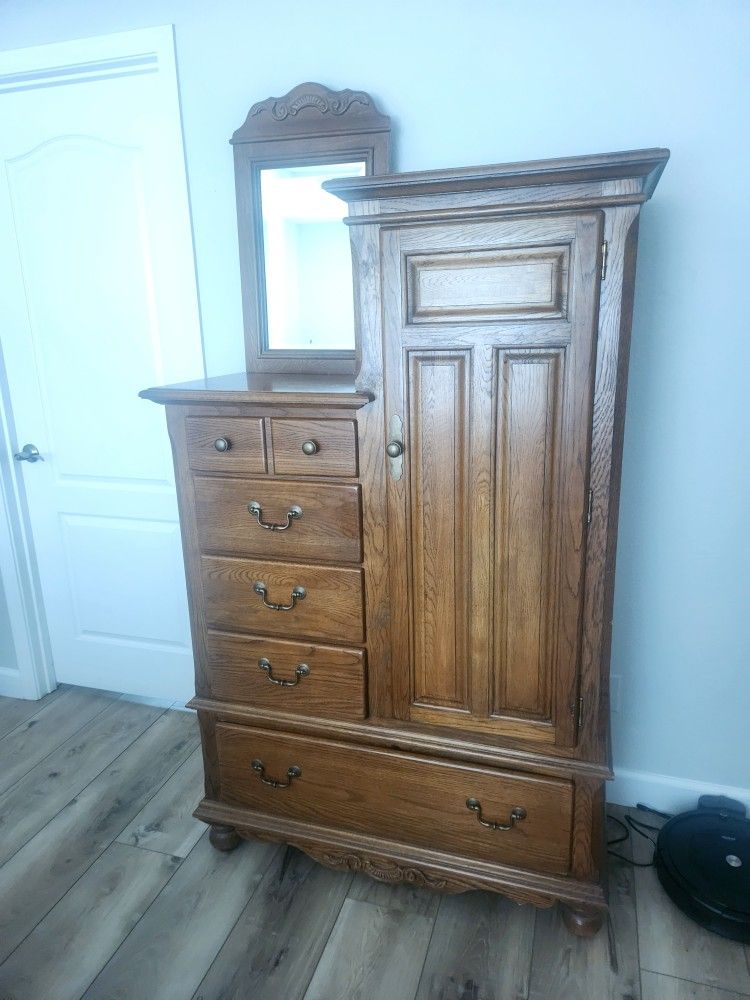Armoire With Mirror
