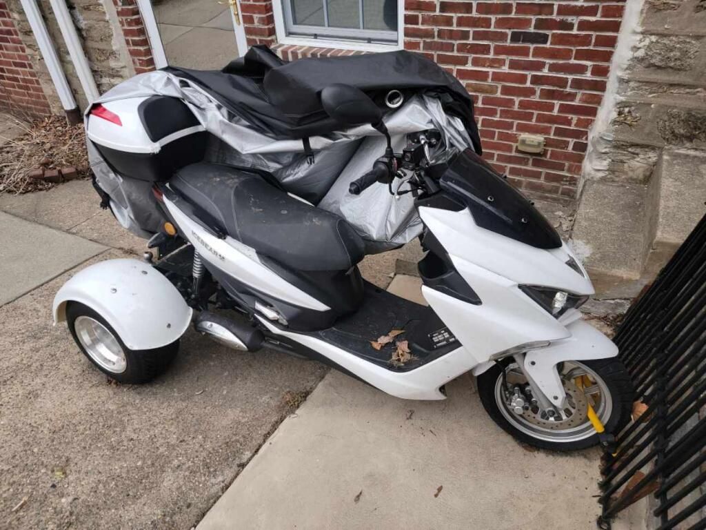 Motora