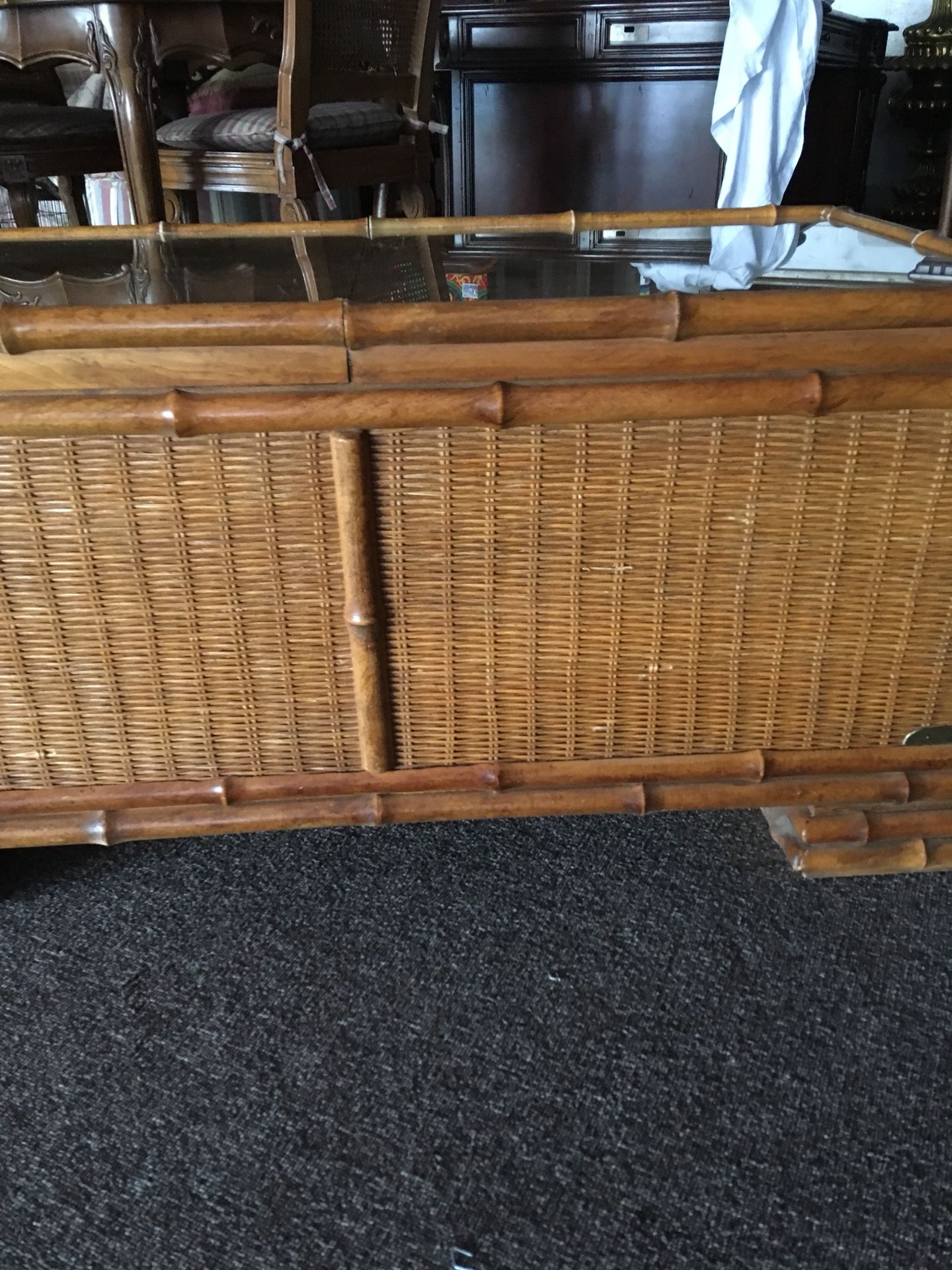 Wicker-Rattan Trunk with glass top