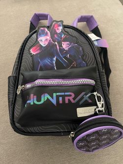 KPOP DEMON HUNTERS HUNTRIX MINI BACKPACK