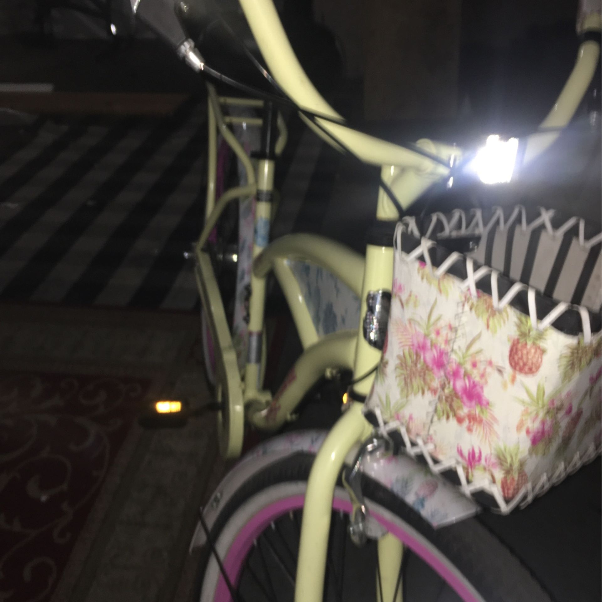 Kent 26" Margaritaville Women's 3-Speed Cruiser Bike