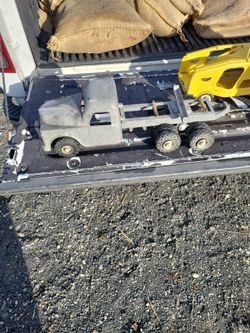 Peco Toy Truck , MAKE OFFER