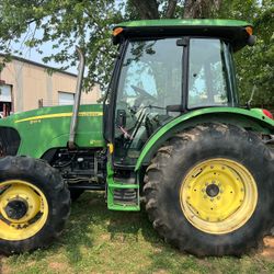 John Deere 5101e