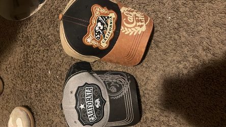2 California Hats