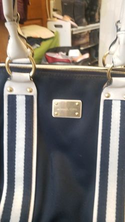 Michael kors small handbag