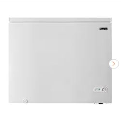 7.0 cu. ft. Chest Freezer in White