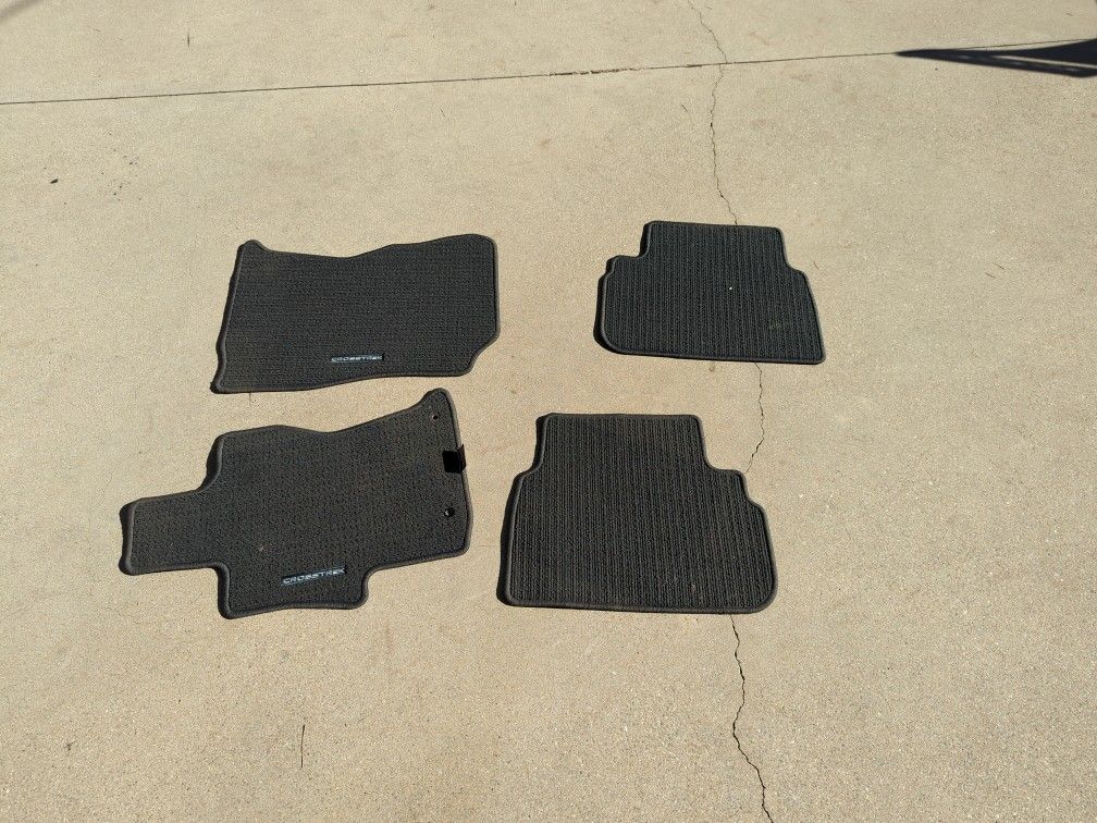 Crosstrek Floor Mats 2019