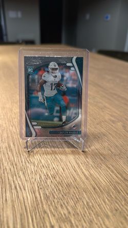 2021 Panini Absolute Jaylen Waddle Rookie