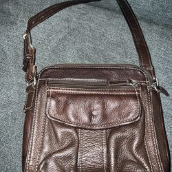 Brown Leather FOSSIL purse With Lots Of Pockets/credit Card Spots  Etc