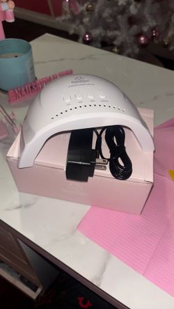 Nail lamp