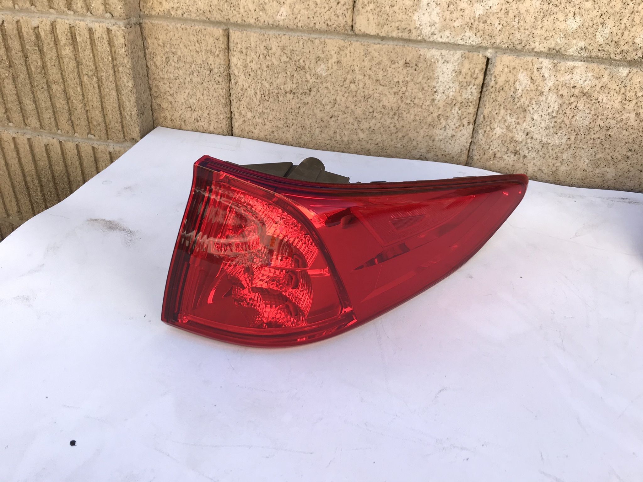 Honda Odyssey Tail Light 2018, 2019, 2020, Passenger Side Honda Odyssey Tailight, Original OEM Part