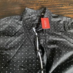 CLOTHING!!! CHECK DESCRIPTION