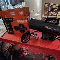 Mr. Heater
$109.00
Contractor Series 60,000 BTU Forced Air Propane Outdoor Space Heater with 10 ft. Hose and Regulator