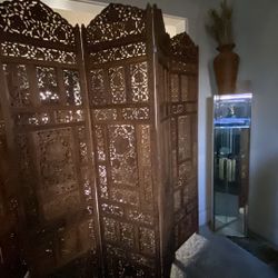 Oriental Wall Divider