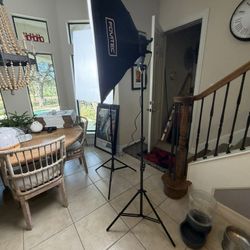 Fovitec StudioPRO 2500W Professional 3-Light Studio Kit with Boom Arm