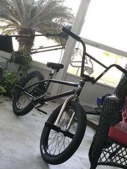 Fly bikes-OMEGA w/ custom parts. for Sale in Apopka, FL - OfferUp