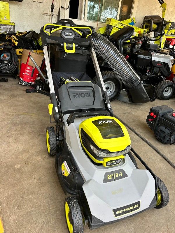 RYOBI
40V HP Brushless 21 in. Cordless Battery Walk Behind Self-Propelled Lawn Mower with (1) 6.0 Ah Batteries and Charger