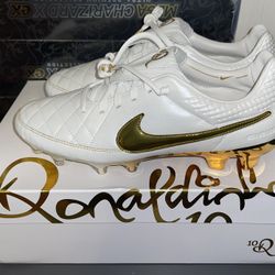 Nike Tiempo Legend RGN FG SE "Ronaldihno Touch of Gold"  Men's Size 9.5 *IN HAND*