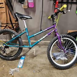 Trek Mountain Lion 80