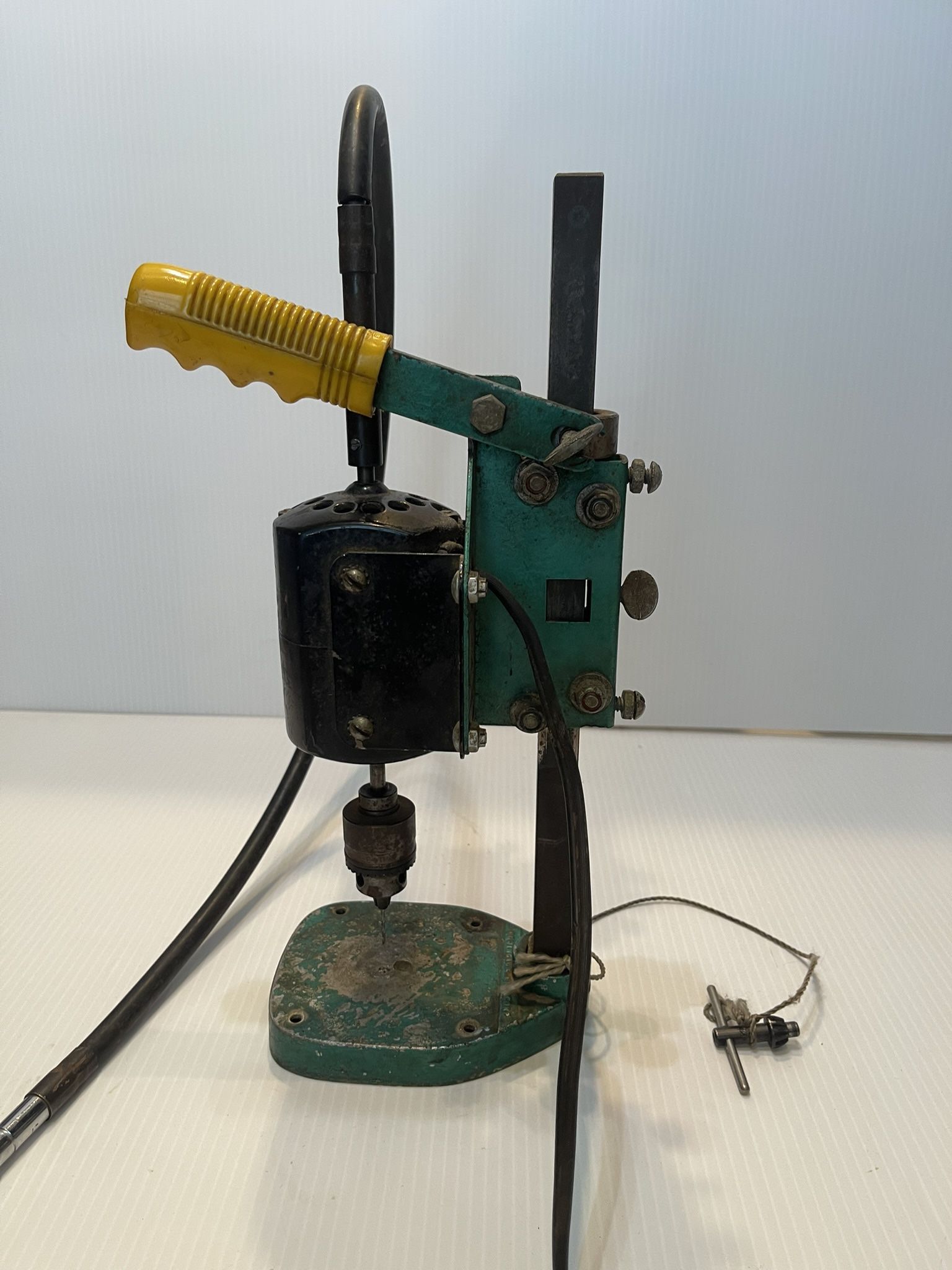 Vintage: COVINGTON GEM DRILL VARIABLE SPEED MOTOR FOOT OPERATED SPEED CONTROL