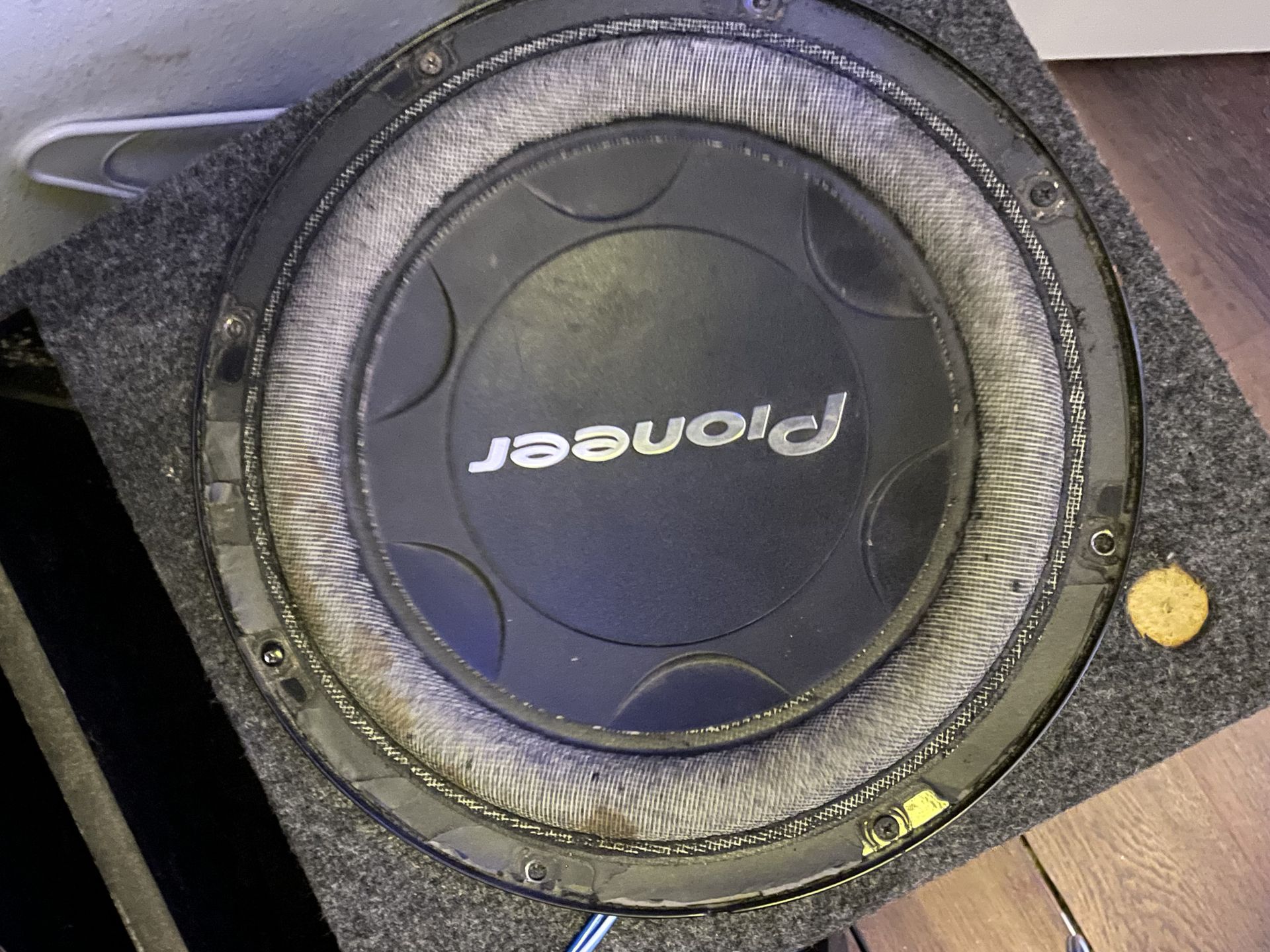 Dual 4 ohm 500w rms 1000w peak