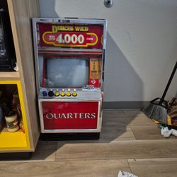 Deuces Wild Poker Machine 