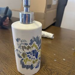Ceramic Soap dispenser