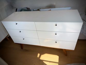 WEST ELM - Modern 6 Drawer Dresser, White Lacquer