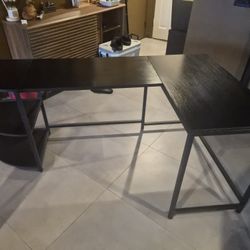 Free black desks 