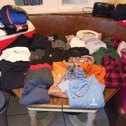 Mens size Larges Clothing LOT #2