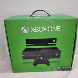 Xbox One 500gb  With Kinect 2 Controllers  + 20 Games  Works Great