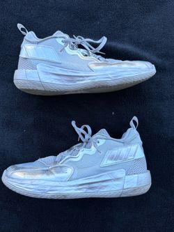 Adidas basketball shoe