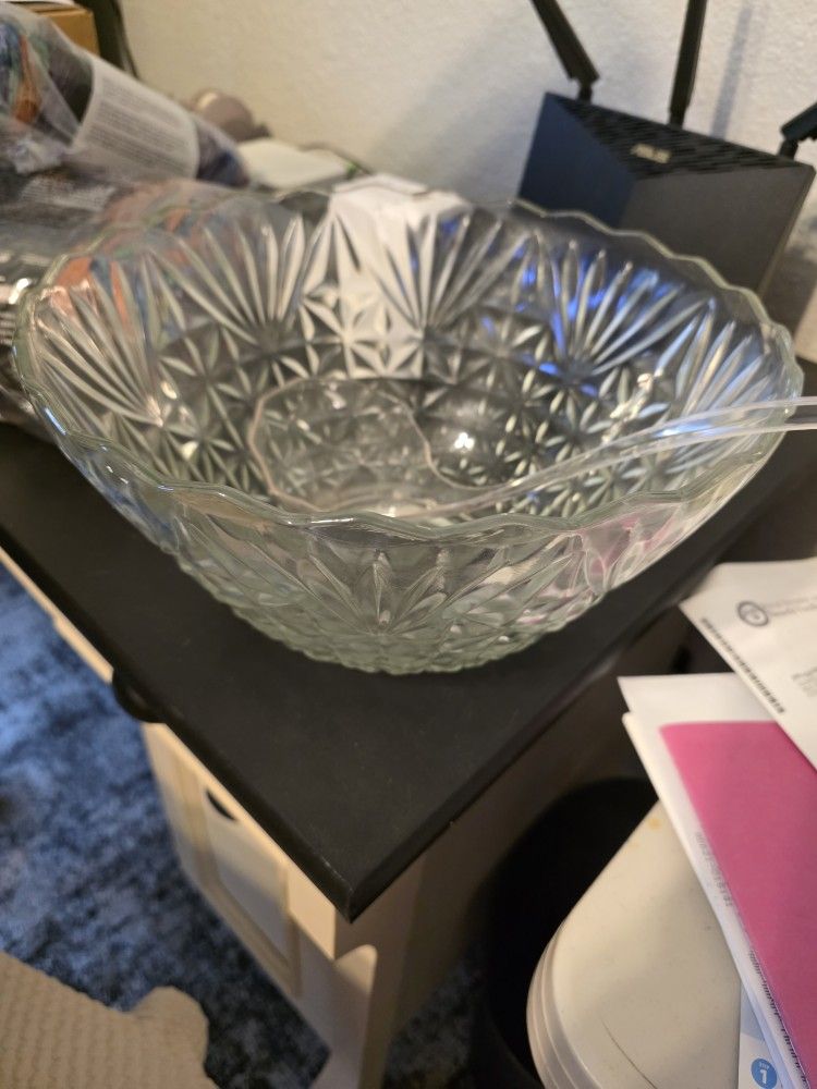 Anchor Hocking Arlington Punch Bowl