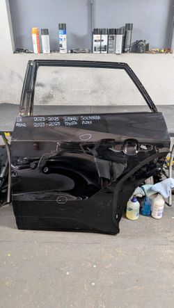 2023-2024-2025 SUBARU SOLTERRA / TOYOTA BZ4X REAR LEFT DOOR OEM USED #10876