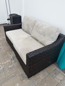 Outdoor love seat