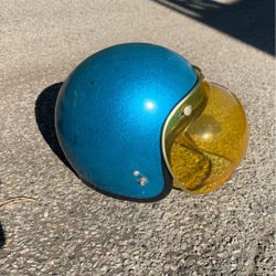 Motorcycle helmet