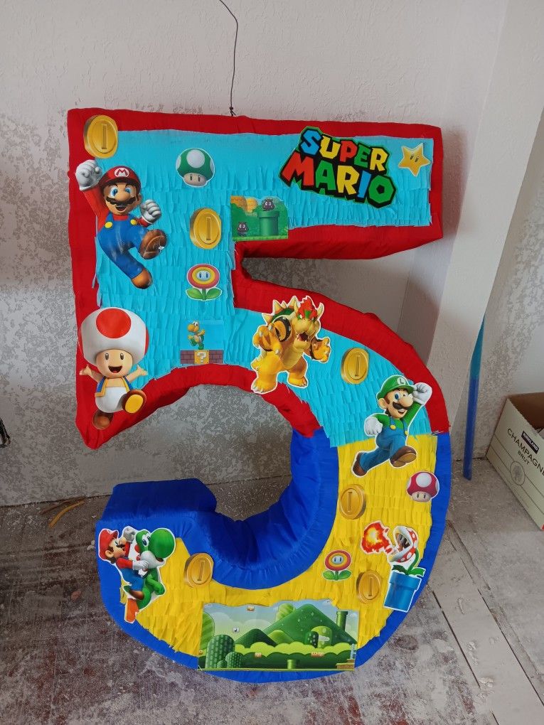 Mario Bross Pinatas