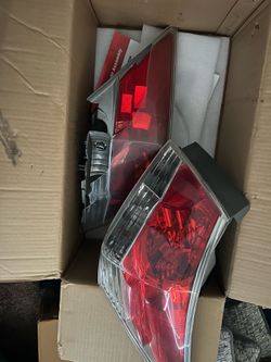 2009 Honda accord (taillights)