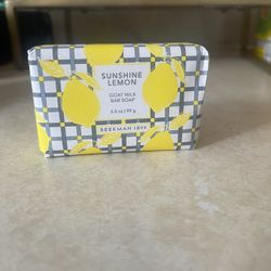 Beekman 1802 | Lemon Goat Milk Bar | NWT