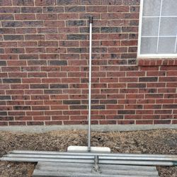 Bull float, squeegee and 3 Extension poles