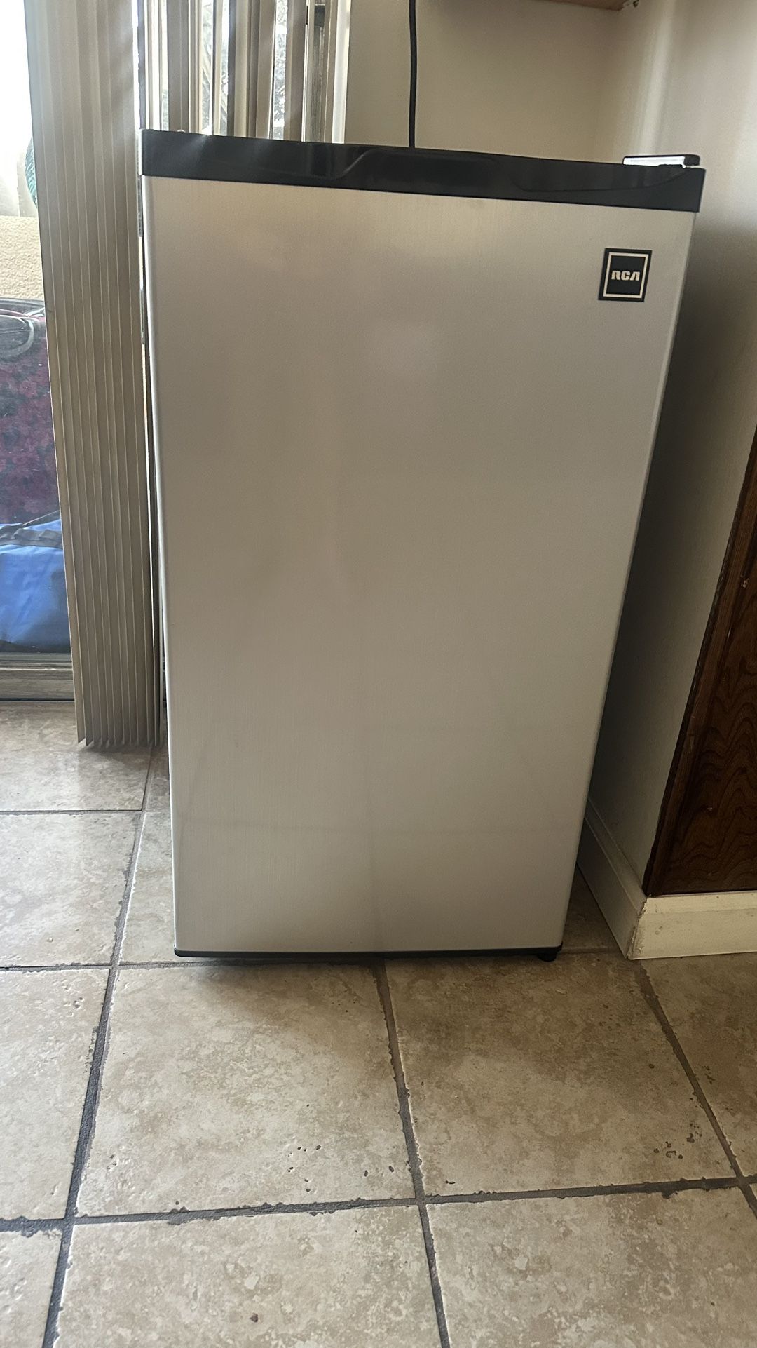 RCA Mini Fridge
