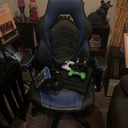PS4 Slim/XBOX 1S Bundle/Gaming Chair