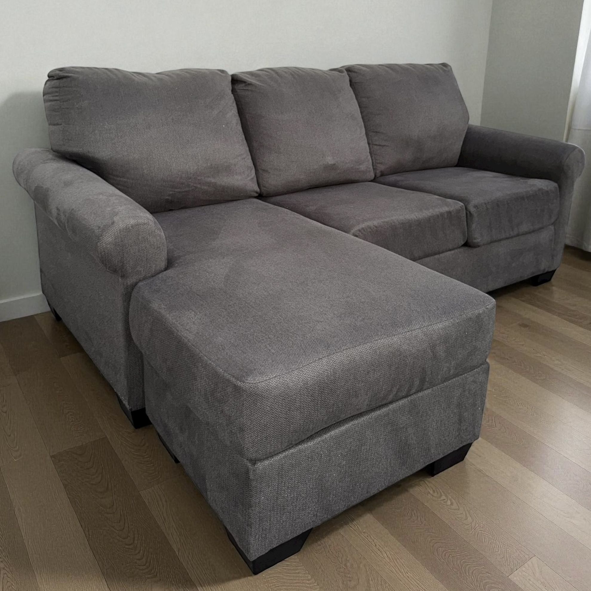 GREY SECTIONAL COUCH SOFA