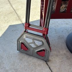 Milwaukee Fold Up Hand Truck 