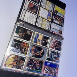 Complete Pack Of Vintage Basketball Cards