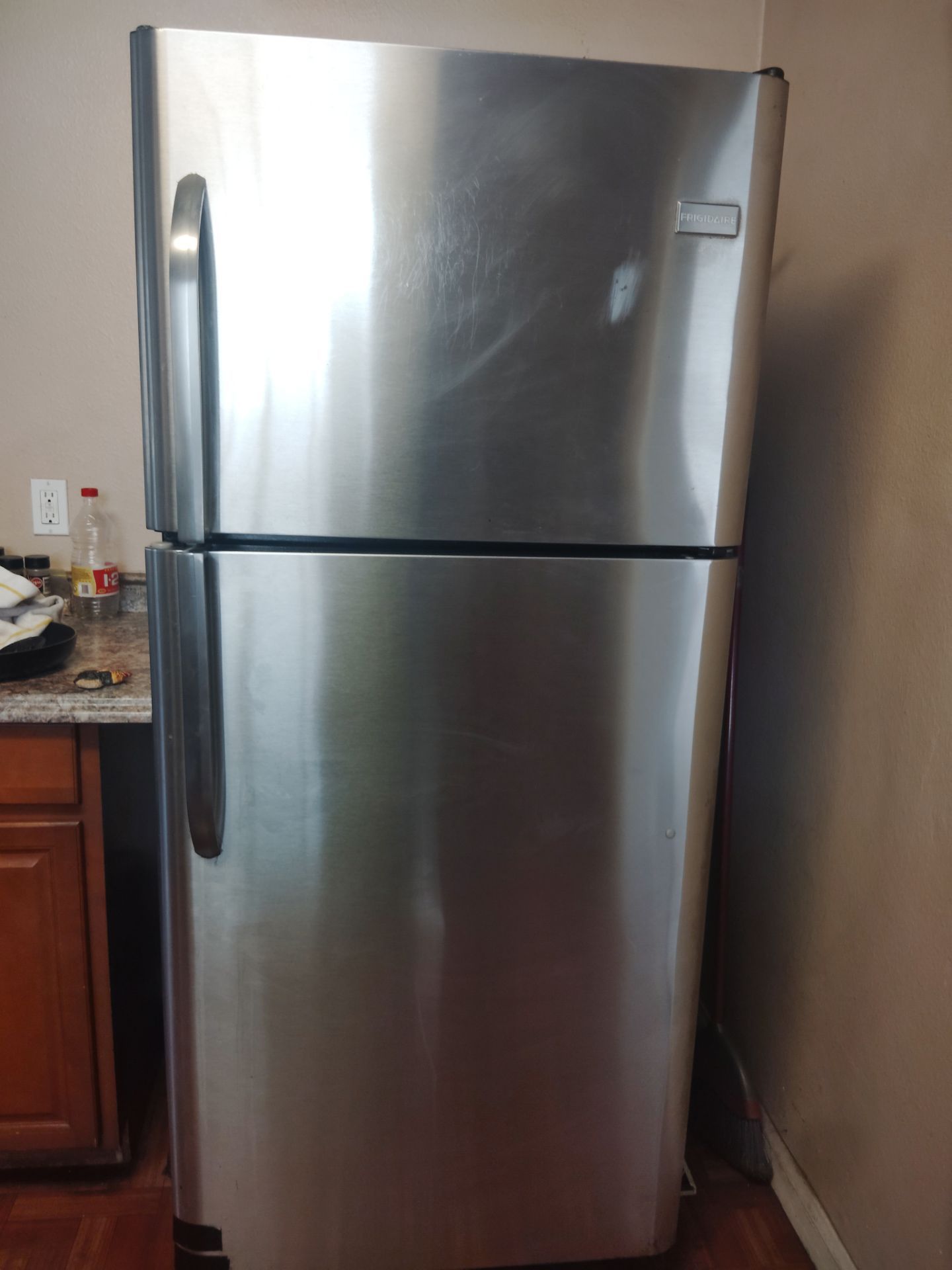 Refrigerator Frigidaire
