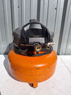 Ridgid 6 Gal. 150 PSI Pancake Air Compressor