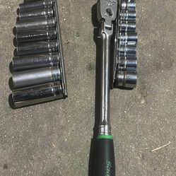Snap On Tools Short 8.10.11.12.13.14.15.16.17.18 Long  8.9.10.12.13.14.15.16.17.18.19 And 3:8 Ratchet